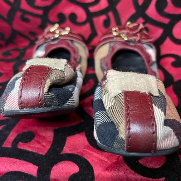 BURBERRY FALCON CHECKERED BALLET SHOES - Picture 8 of 13